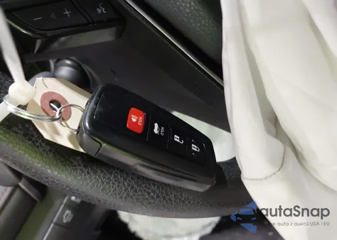 2020 Toyota Camry Le из США, поврежденный, VIN 4T1L11AK1LU920616